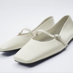Zara Ecru Mary Jane Leather Buckle Flats 36 EUC